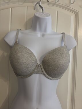 Victoria's Secret Heather Gray Molded T-Shirt Bra